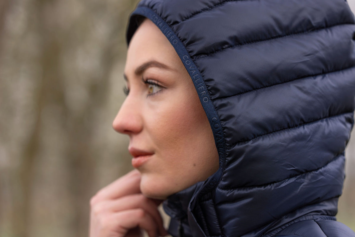 La capuche de la veste matelassée